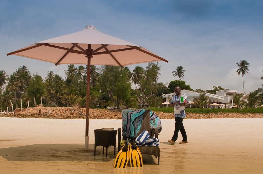 Lantana Galu Beach Diani Beach Esterno foto