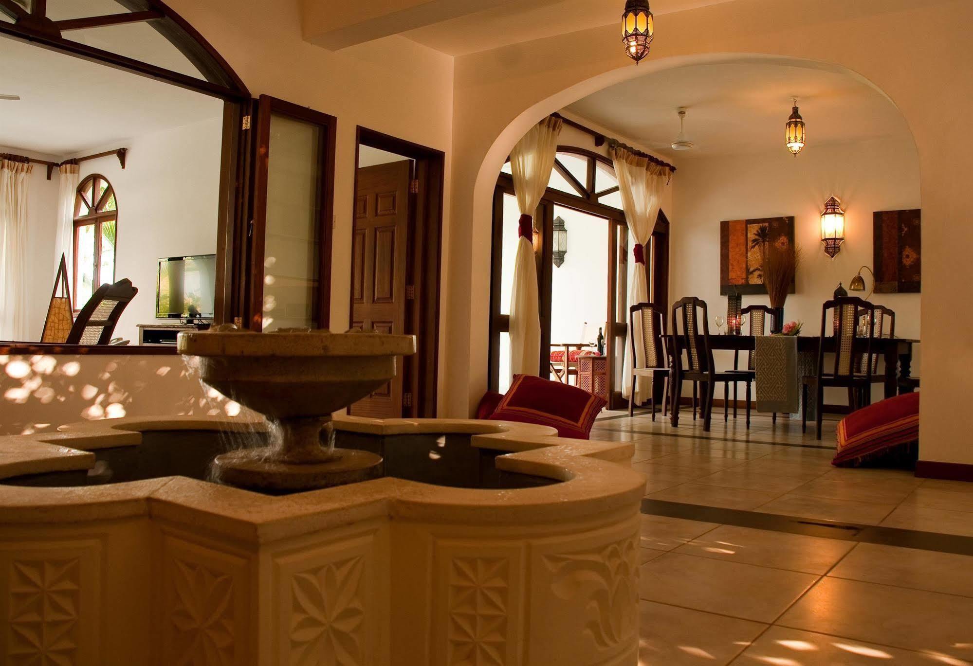 Lantana Galu Beach Diani Beach Esterno foto