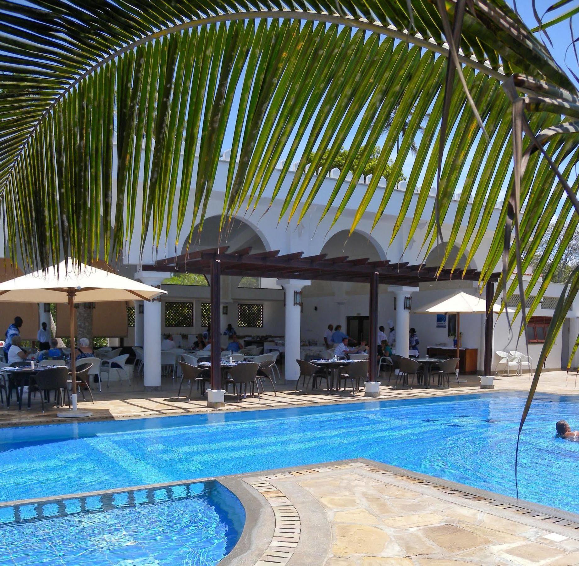 Lantana Galu Beach Diani Beach Esterno foto